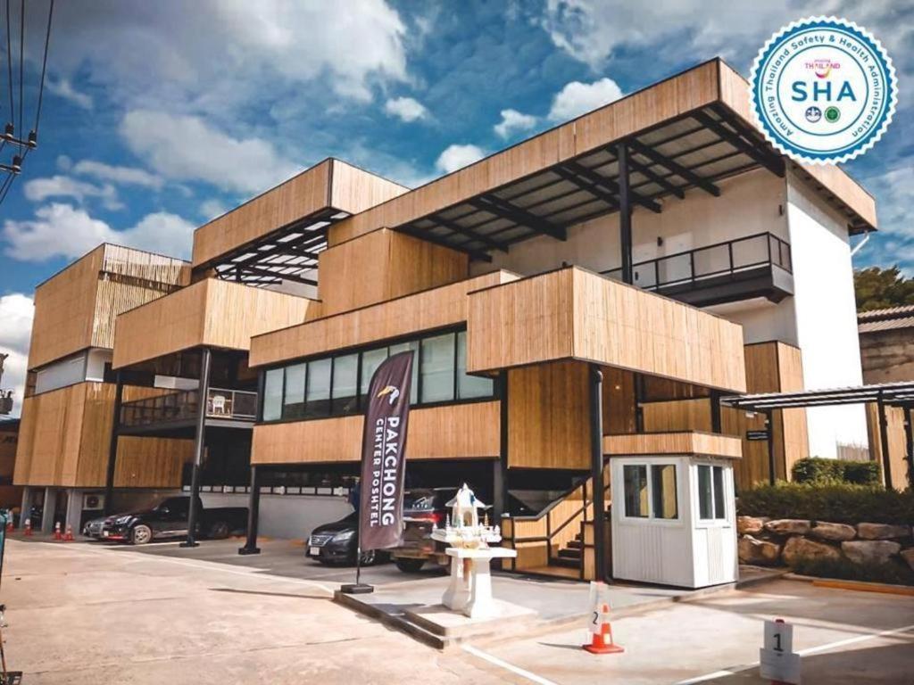 Hotel Pakchong Center Poshtel Zewnętrze zdjęcie