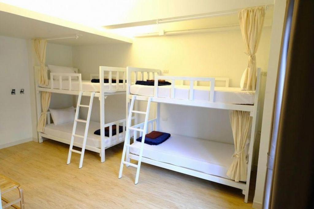 Hotel Pakchong Center Poshtel Zewnętrze zdjęcie